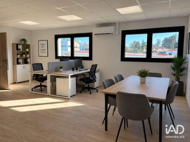 Location Bureaux 40 m&sup2; — photo du bien