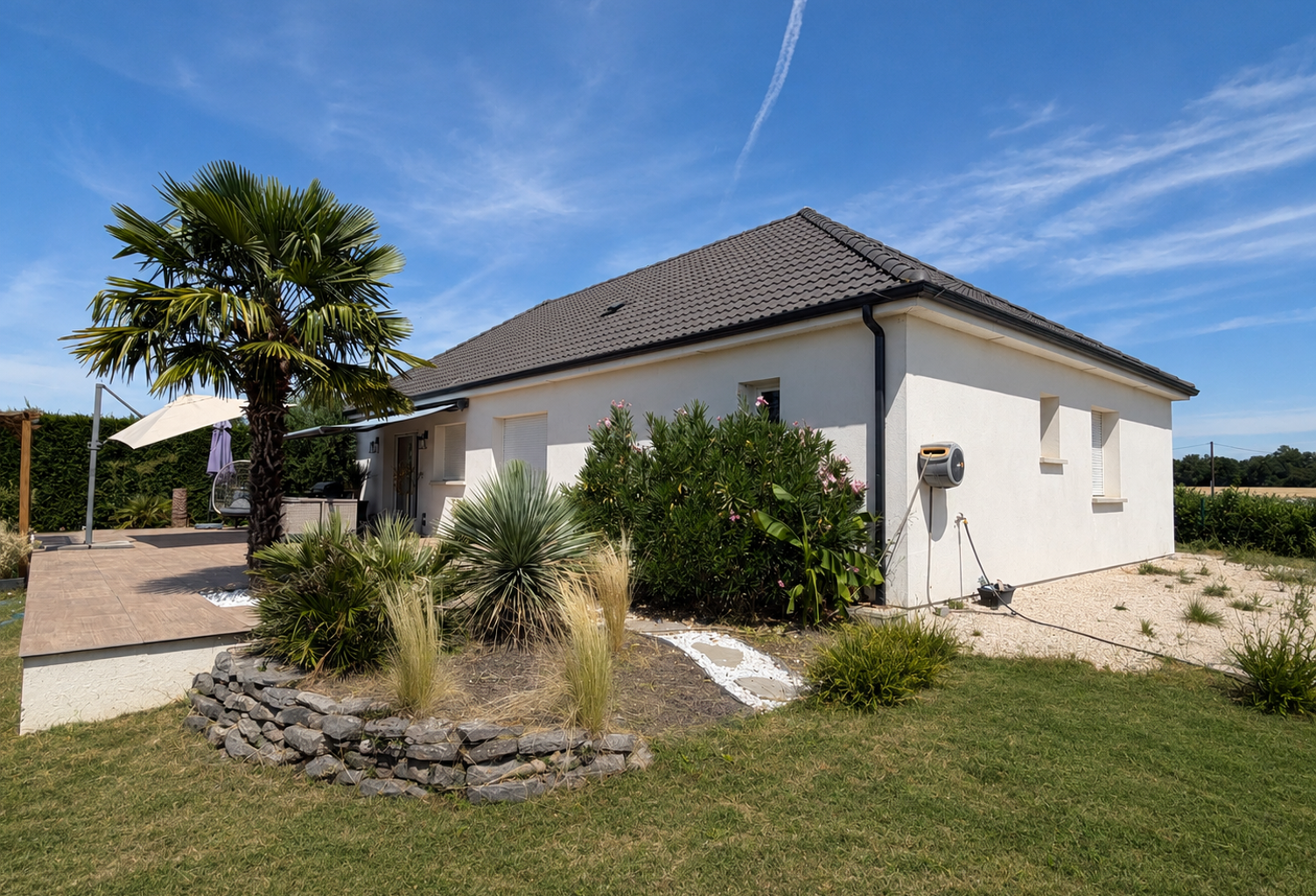 Maison contemporaine de plain-pied   112 m2 habitables   4 c — photo 1