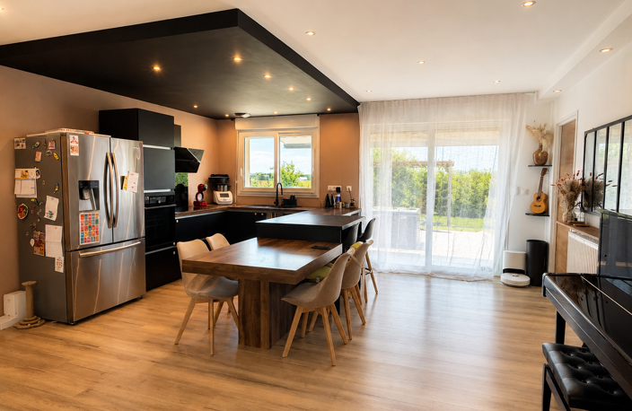 Maison contemporaine de plain-pied   112 m2 habitables   4 c — photo 2