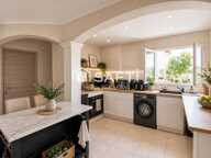 MAISON FAMILIALE  100 m²  4 CHAMBRES  TERRAIN 528 m² - SAINT-RAMBERT-D'ALBON — photo 3