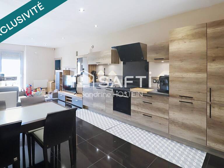 Maison rénovée de 110m2 hab avec 3 chambres, terrasse, jardin et garage — photo 1