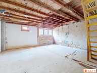ALIX TRIPLEX DE CARACTÈRE À AMÉNAGER  107 M²  STATIONNEMENTS — photo 3