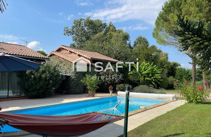Ferme rénovée de 225 m2 avec piscine et dépendances — photo 2