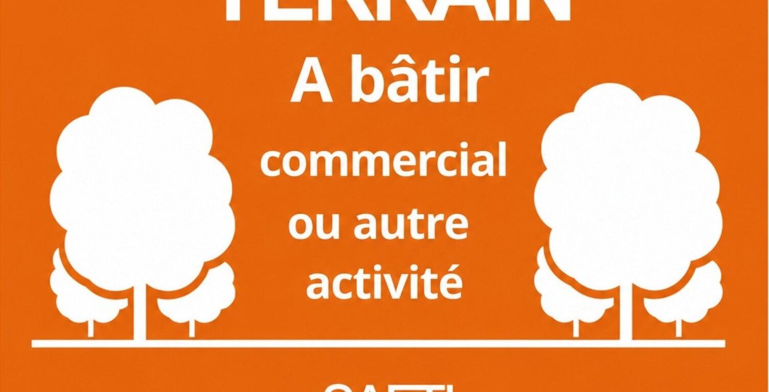 Terrain constructible à vocation commerciale ou autre activité — photo 1
