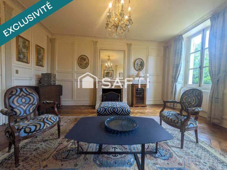 Benjamin Marcouiller vous propose : Propriété 9 pièces. — photo 1
