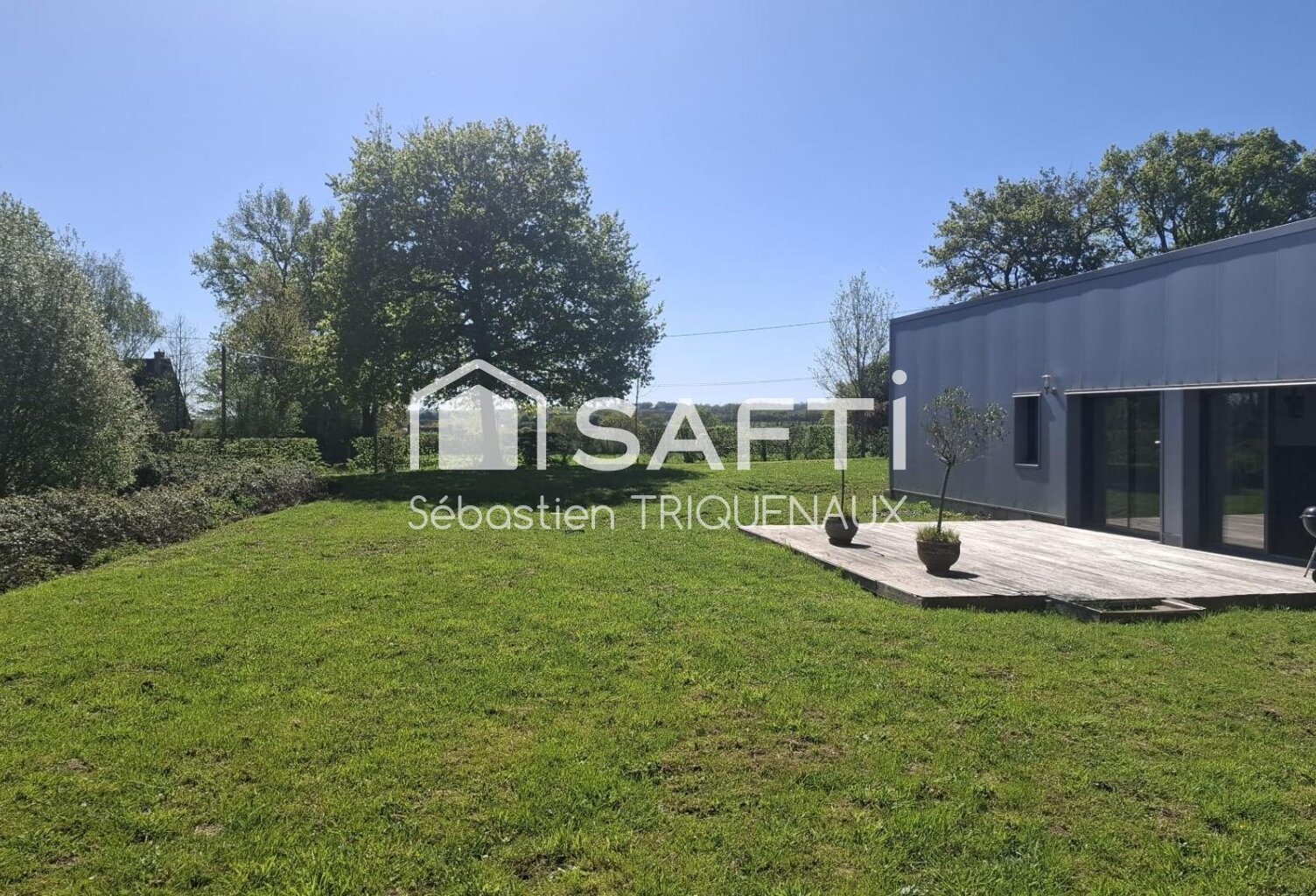 MAISON CONTEMPORAINE AVEC BATIMENT GREZ NEUVILLE — photo 1