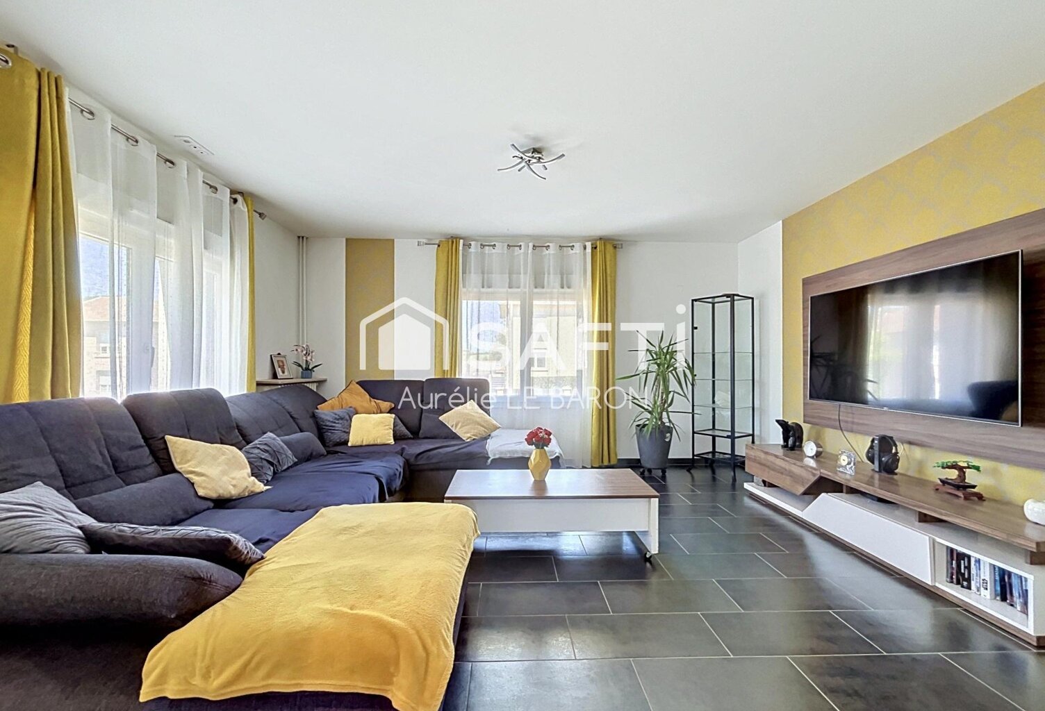 ATTON (54)  Maison familiale rénovée de 140 m² avec terrain, garages et prestations de qualité — photo 1