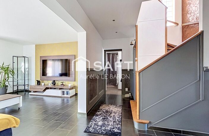 ATTON (54)  Maison familiale rénovée de 140 m² avec terrain, garages et prestations de qualité — photo 2