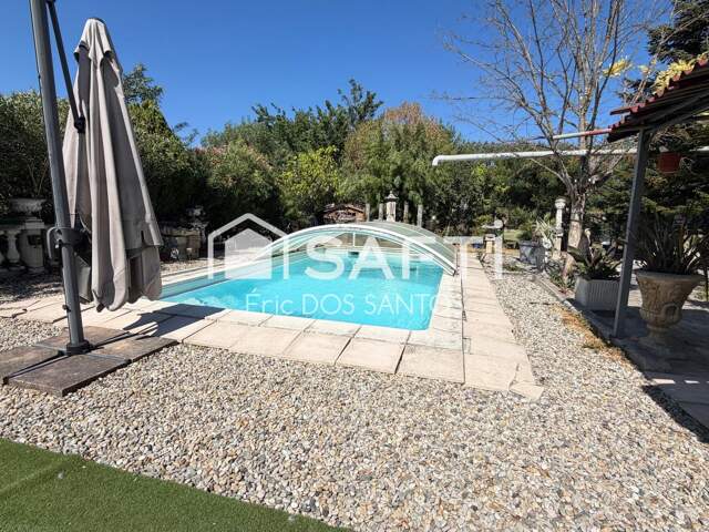 Maison 187M2 Gros potentiel  Piscine coque Couverte — photo du bien