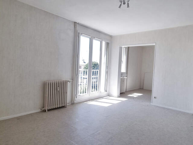 À vendre à Châteaudun (28) : appartement avec 2 chambres — photo du bien