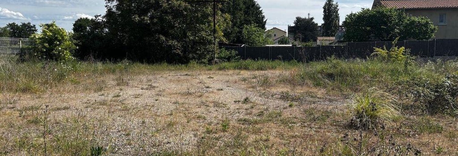 Terrain  1333 m² à vendre à Montmorillon (86500)