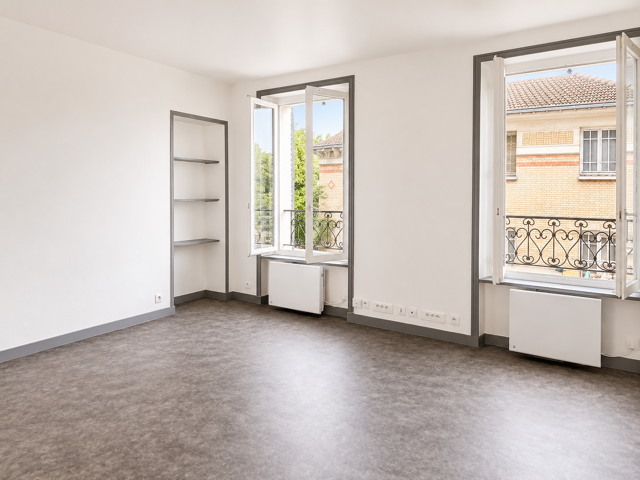 T1 Bis 28 m2   Montfermeil   Idéal Investisseur ou Premier A — photo du bien