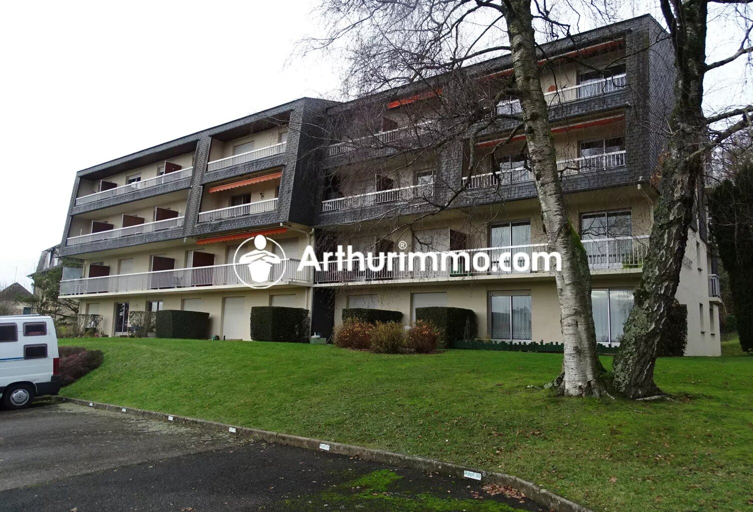 BAGNOLES DE L'ORNE, STUDIO DE 15,21 M² AVEC PARKING — photo 1