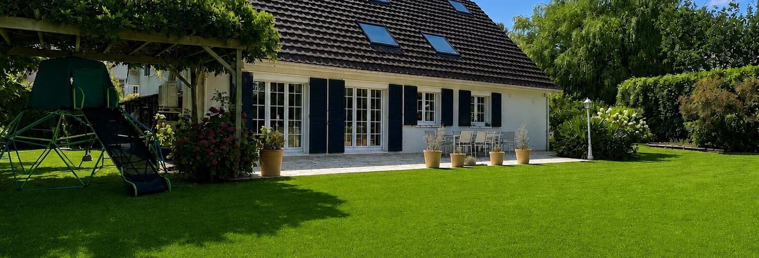Maison 8 Pièces  m² à louer à Saint-Witz (95470)