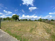 Entrepôt 215m2 - 1600m2 de terrain - MONTAGNE — photo 2