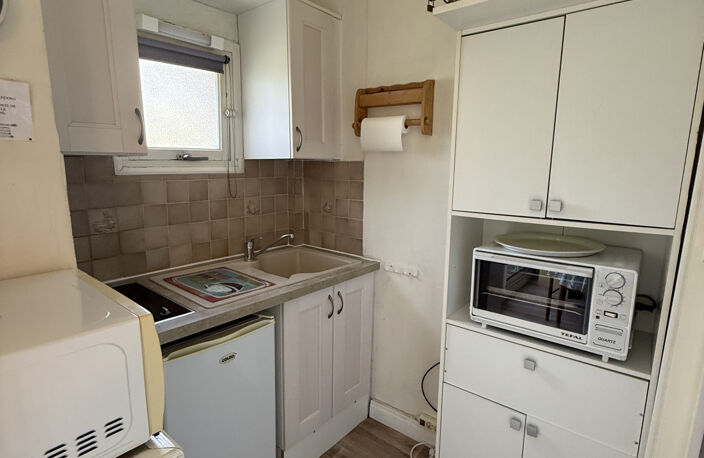 Studio très bien entretenu, idéal investisseur. — photo 4