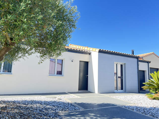 Sainte-Foy   Maison récente de 2021 avec 3 chambres garage e — photo du bien