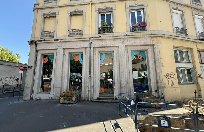 LOCAL COMMERCIAL à LOUER — photo 3