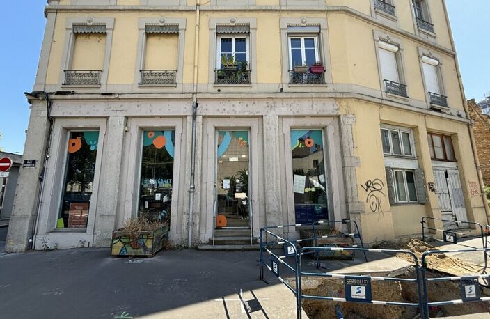 LOCAL COMMERCIAL à LOUER — photo 4