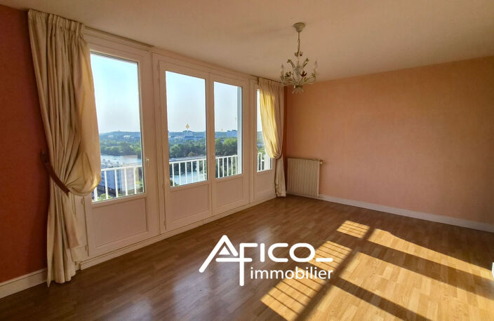 Appartement T3/T4 - 73m² - TOURS — photo 2