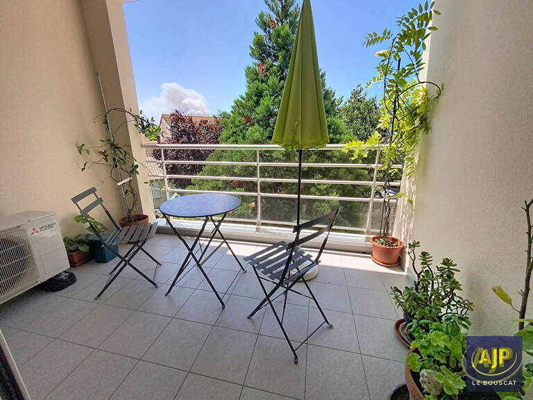 LE BOUSCAT Centre  T3 dernier étage avec terrasse — photo 1