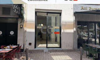 Commerce  54 m² à louer à Cannes (06400)