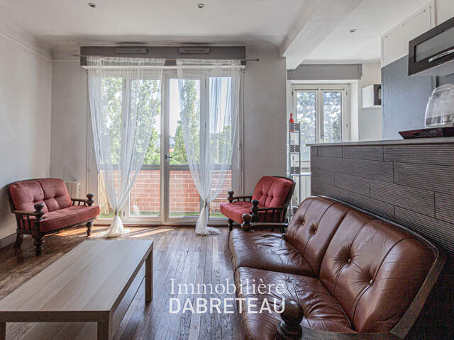 CHAMBRE A LOUER DANS APPARTEMENT EN COLOCATION - LYON 8 — photo du bien