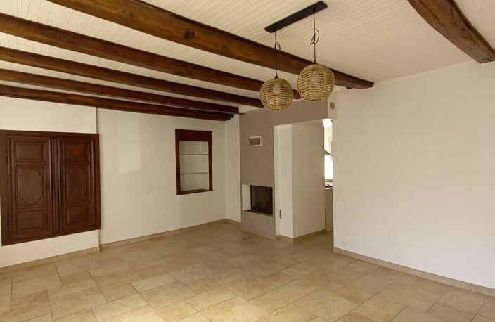 Vente Maison/villa 5 pièces — photo 2