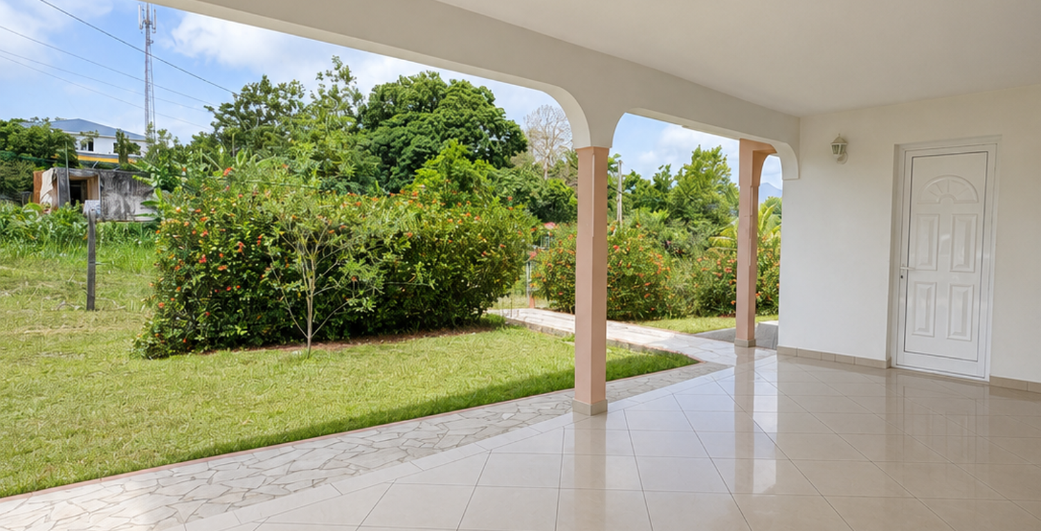 MAISON T4 LAMENTIN — photo 1