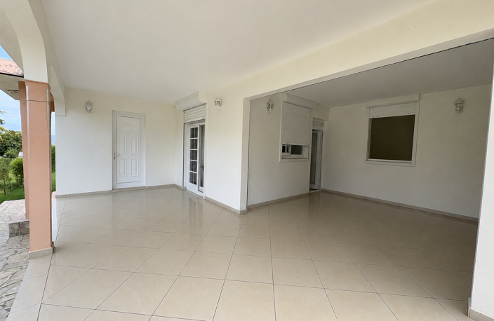 MAISON T4 LAMENTIN — photo 2