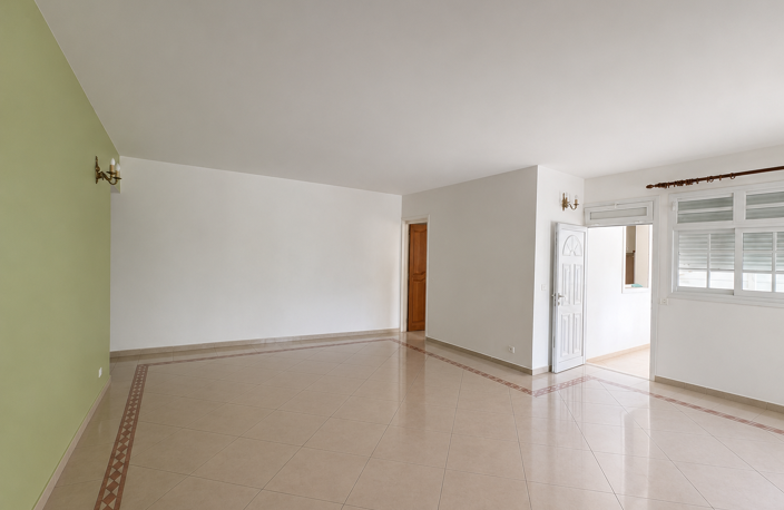 MAISON T4 LAMENTIN — photo 3