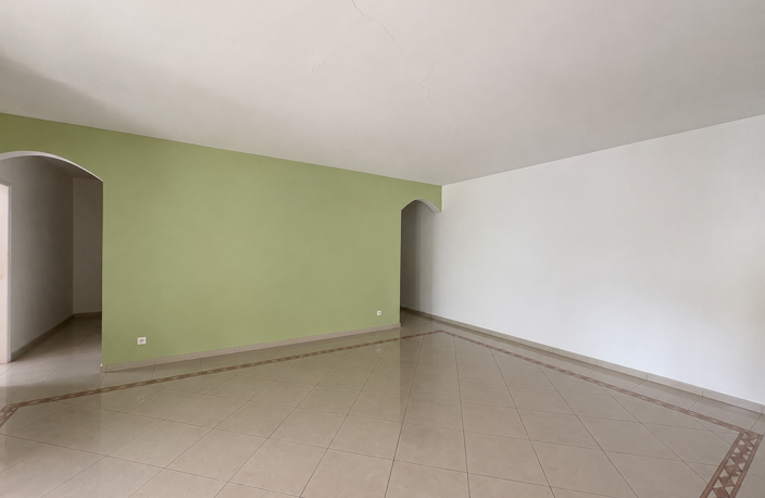 MAISON T4 LAMENTIN — photo 4