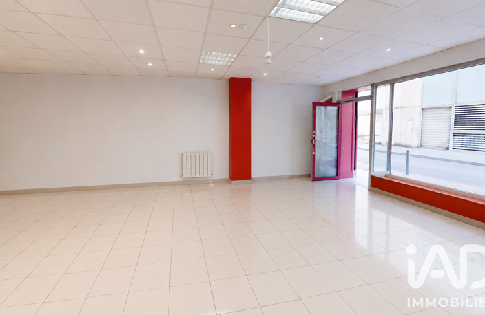 Vente Boutique/Local commercial 50 m&sup2; — photo 2