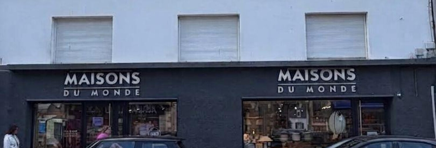 Commerce  140 m² à vendre à Pont-l'Abbé (29120)