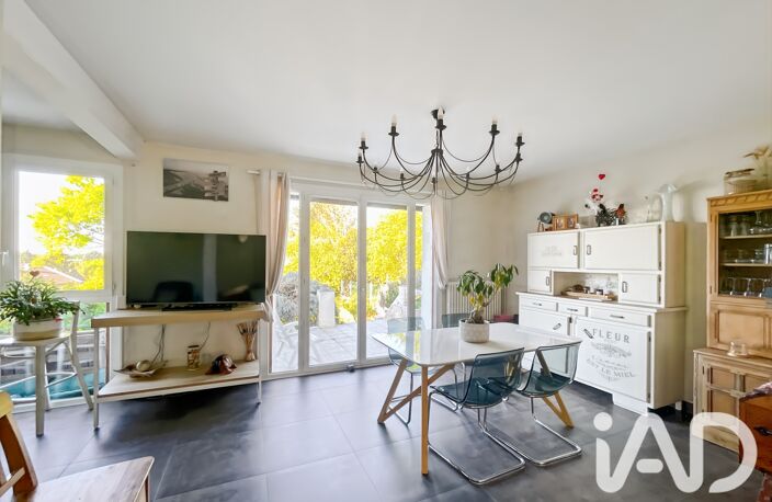 Vente Maison traditionnelle 8 pièces — photo 3