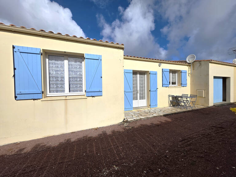À deux pas de la plage   Maison 2 chambres avec parking à La Brée-les-Bains — photo 1