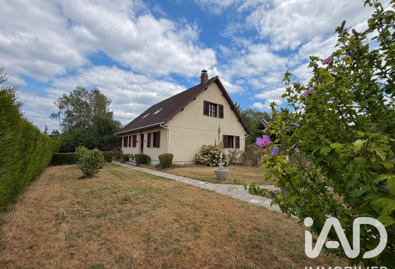 Vente Maison/villa 8 pièces — photo 1