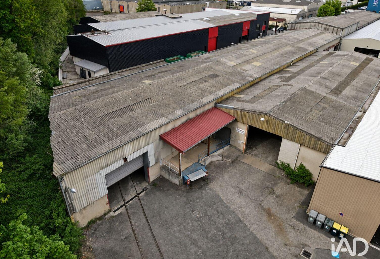 Vente Local d'activités 1 099 m&sup2; — photo 1