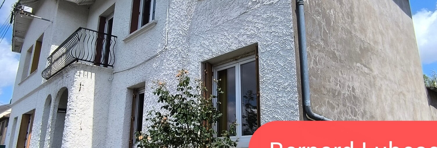 Immeuble  185 m² à vendre à Giat (63620)