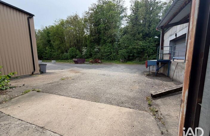 Vente Local d'activités 590 m&sup2; — photo 2