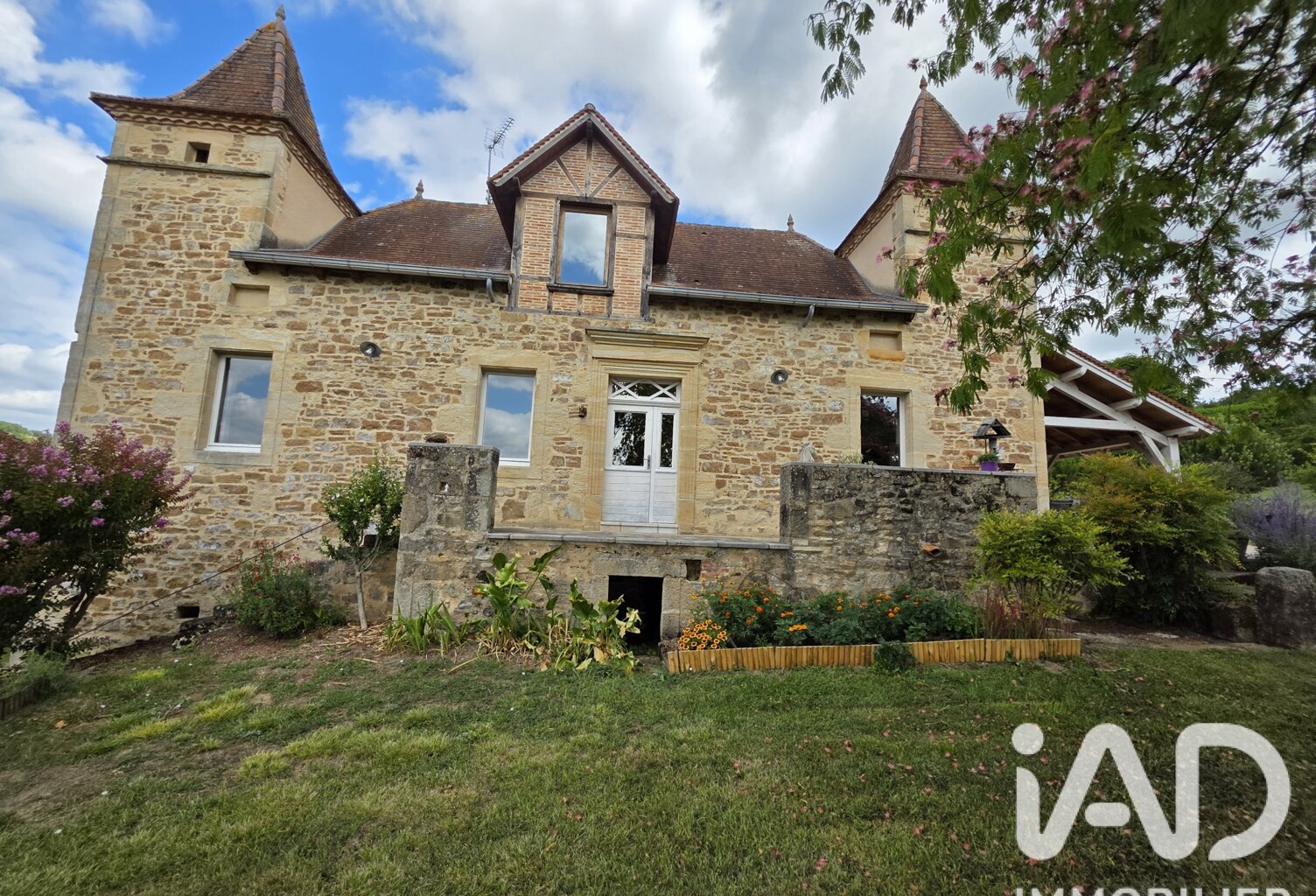 Vente Maison traditionnelle 9 pièces — photo 1