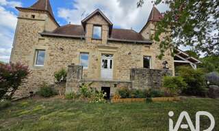 Maison 9 Pièces 222 m² à vendre à Figeac (46100)