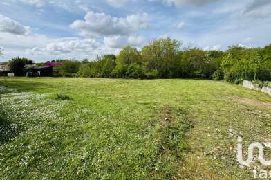 Terrain  44000 €