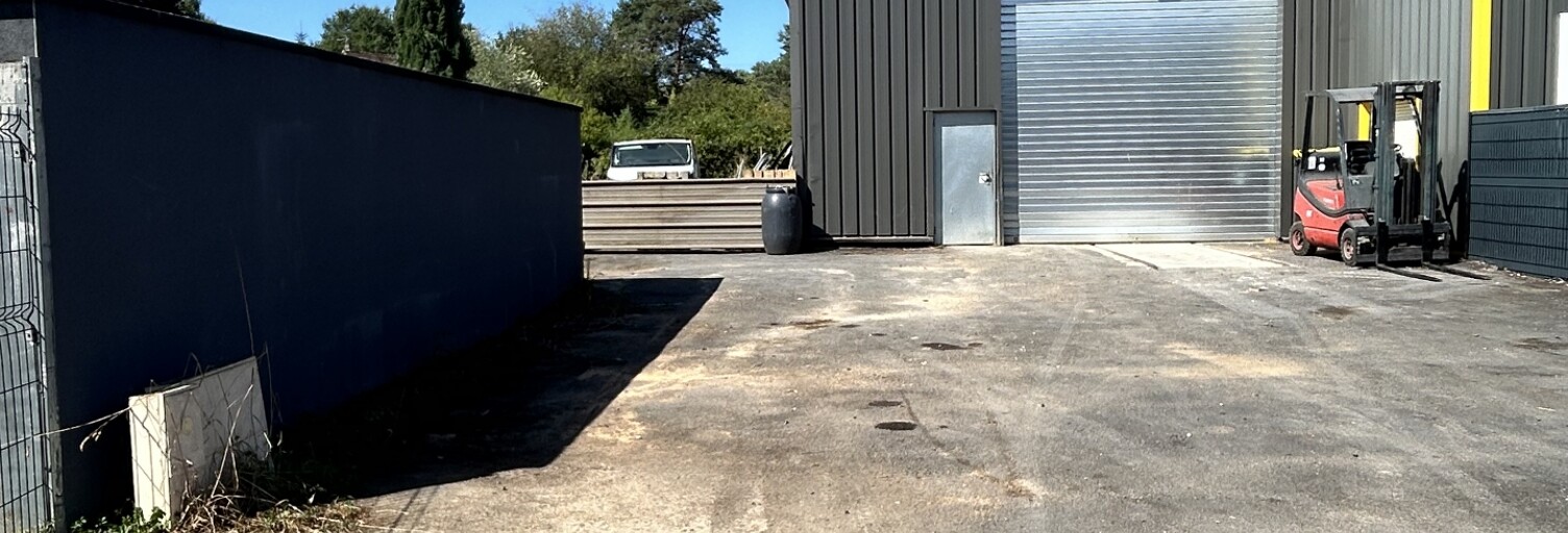 Immeuble  200 m² à vendre à Varetz (19240)