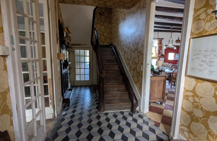 Ancien moulin, et dépendances dans le village. — photo 4