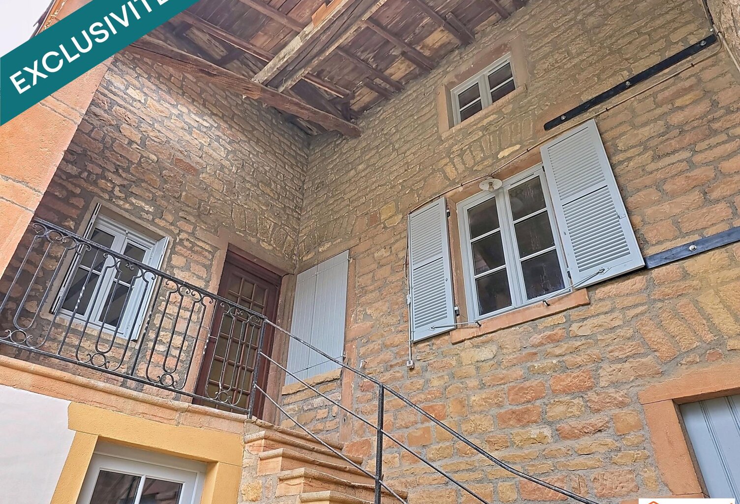 ALIX  Duplex de caractère dans belle batisse en pierres — photo 1