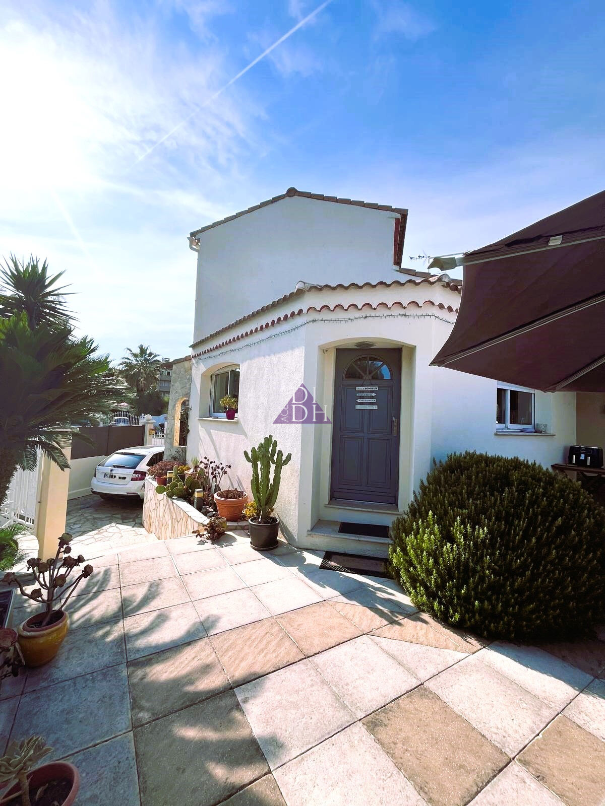 Villa / Maison  T5 à vendre Hyères 83400