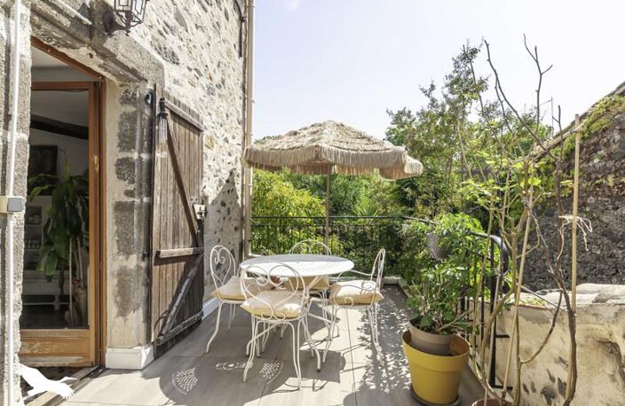 Maison de bourg de 5 pièces principales — photo 2