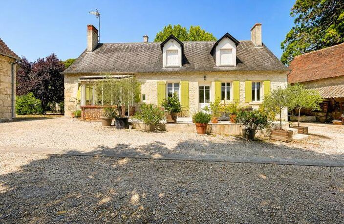 Maison en pierre de 4 pièces principales — photo 2