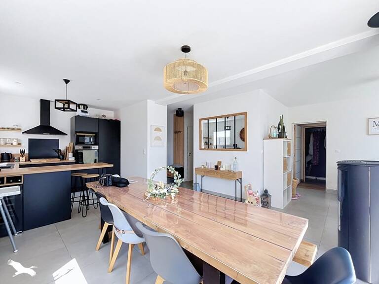 Contemporaine de 6 pièces principales — photo 1